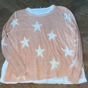 light pink and white long sleeve very comfy and soft top with stars